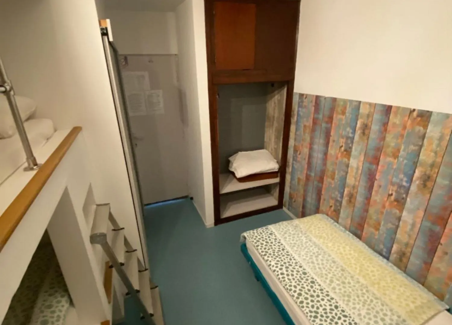 Accommodation With An Experience!!! Hostel Kantun Punat Croatia