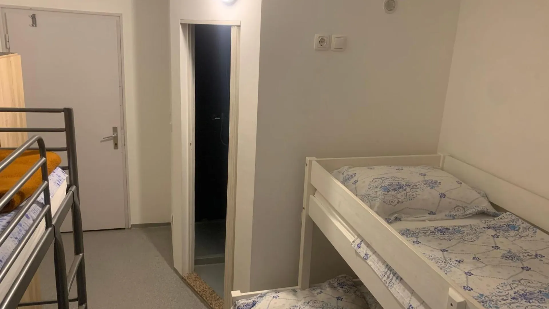 Accommodation With An Experience!!! Hostel Kantun Punat